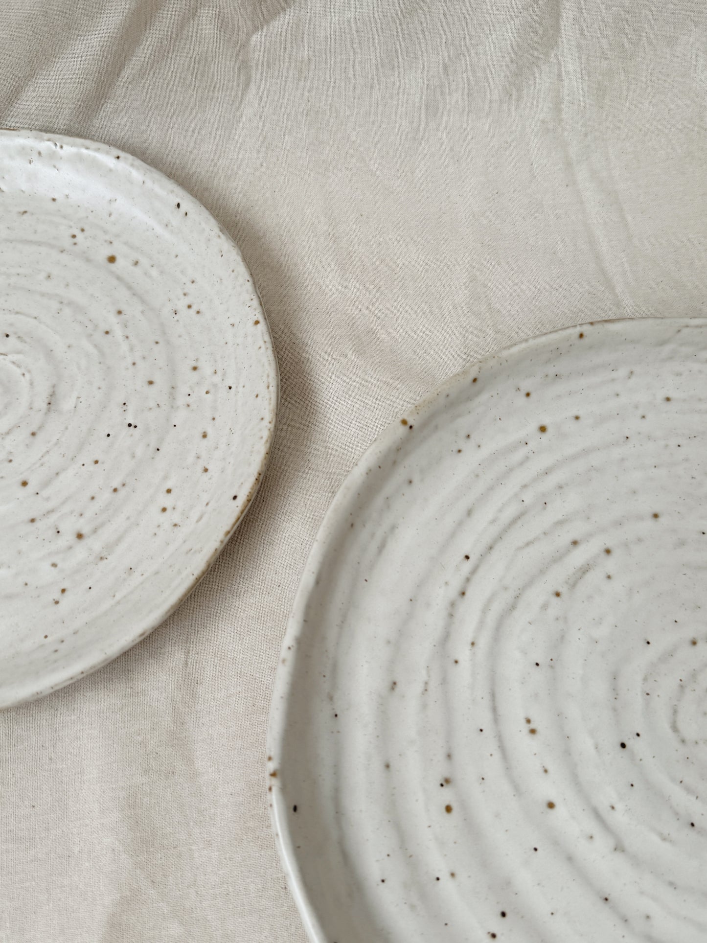 Meadow / Round Plate