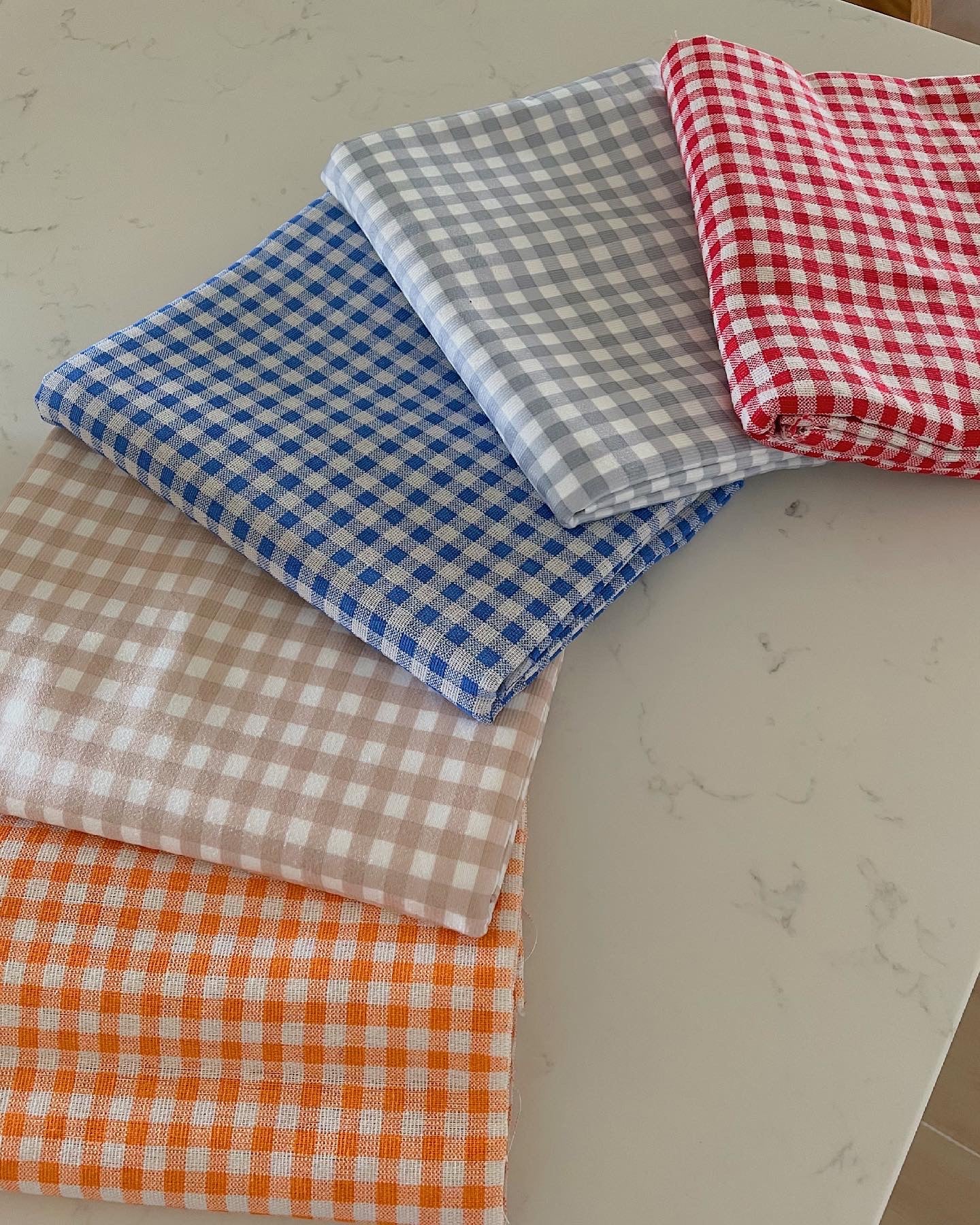 Sarah Checkered Table Cloths (Assorted)
