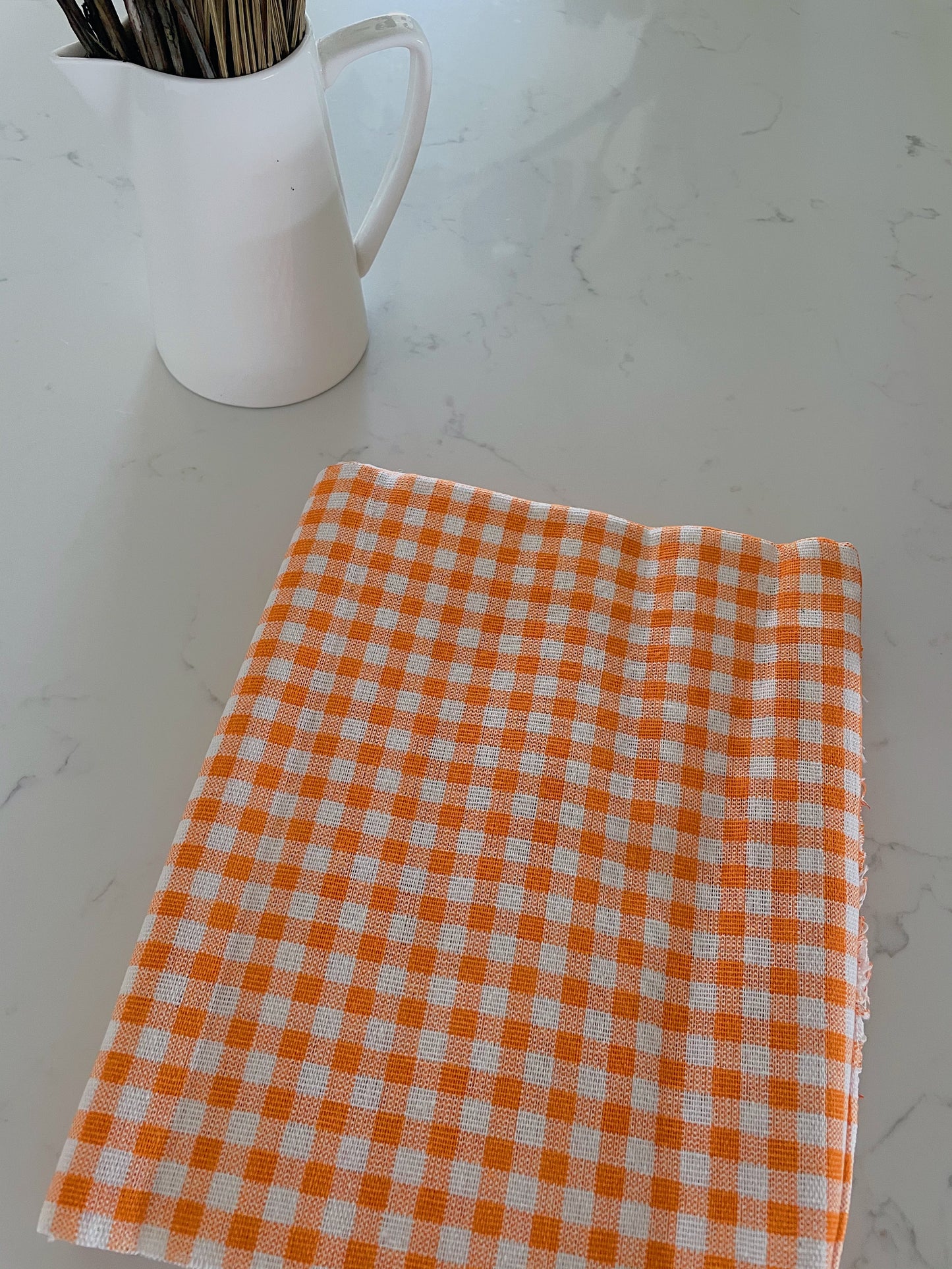 Sarah Checkered Table Cloths (Assorted)